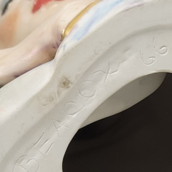 VTG Ceramic Bust 8.5" Hand Painted Porcelain Figurine Textured Girl Sculpture - Picture 15 of 16